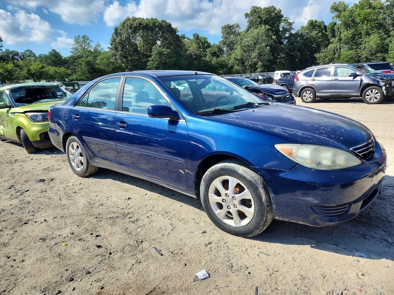 2005 Toyota Camry Le - Фото 4