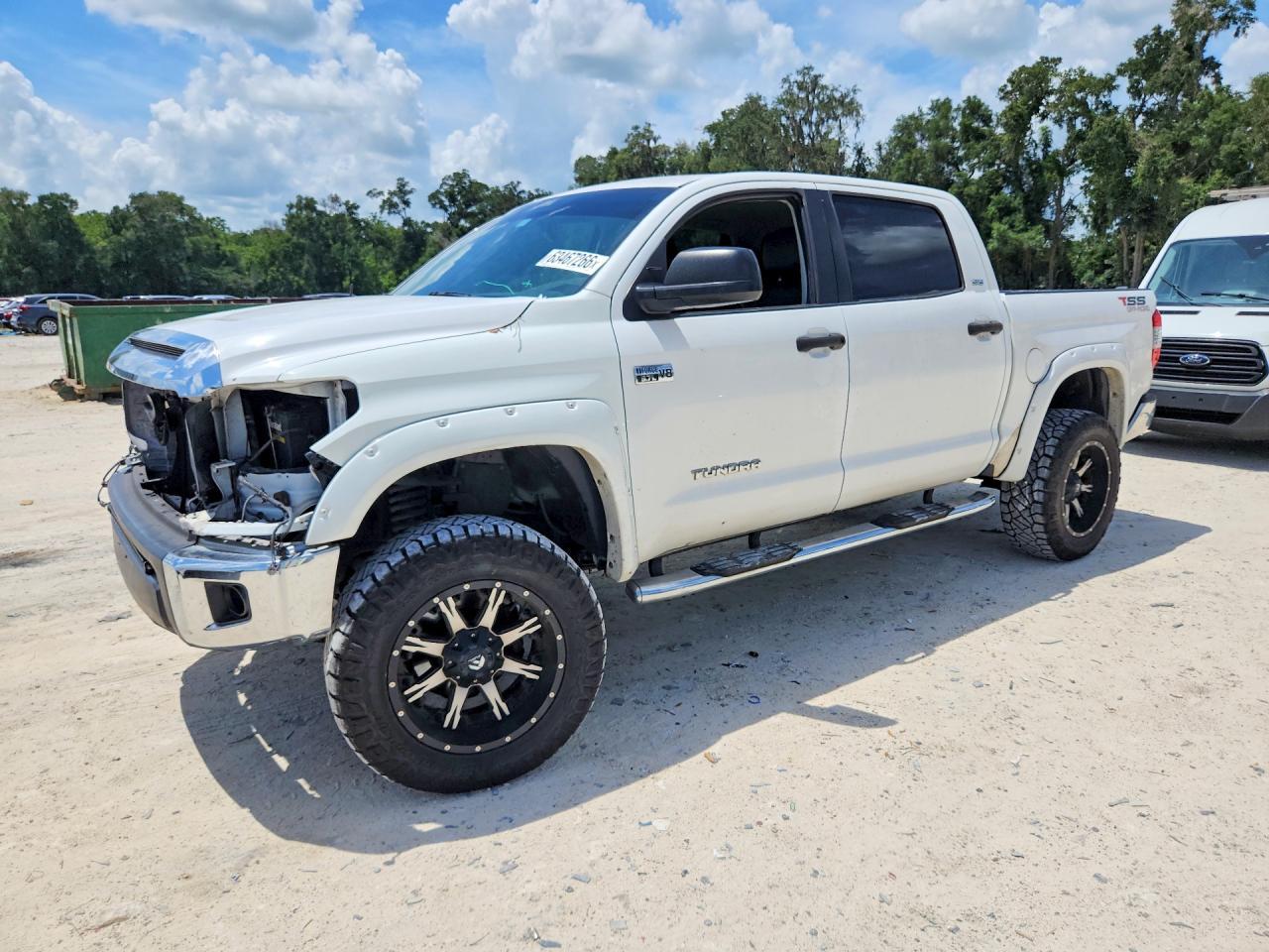 2016 Toyota Tundra Sr5