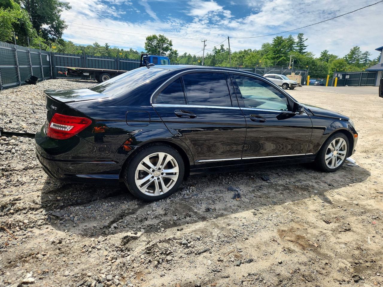 2014 Mercedes-Benz C 300 4Matic - Фото 3
