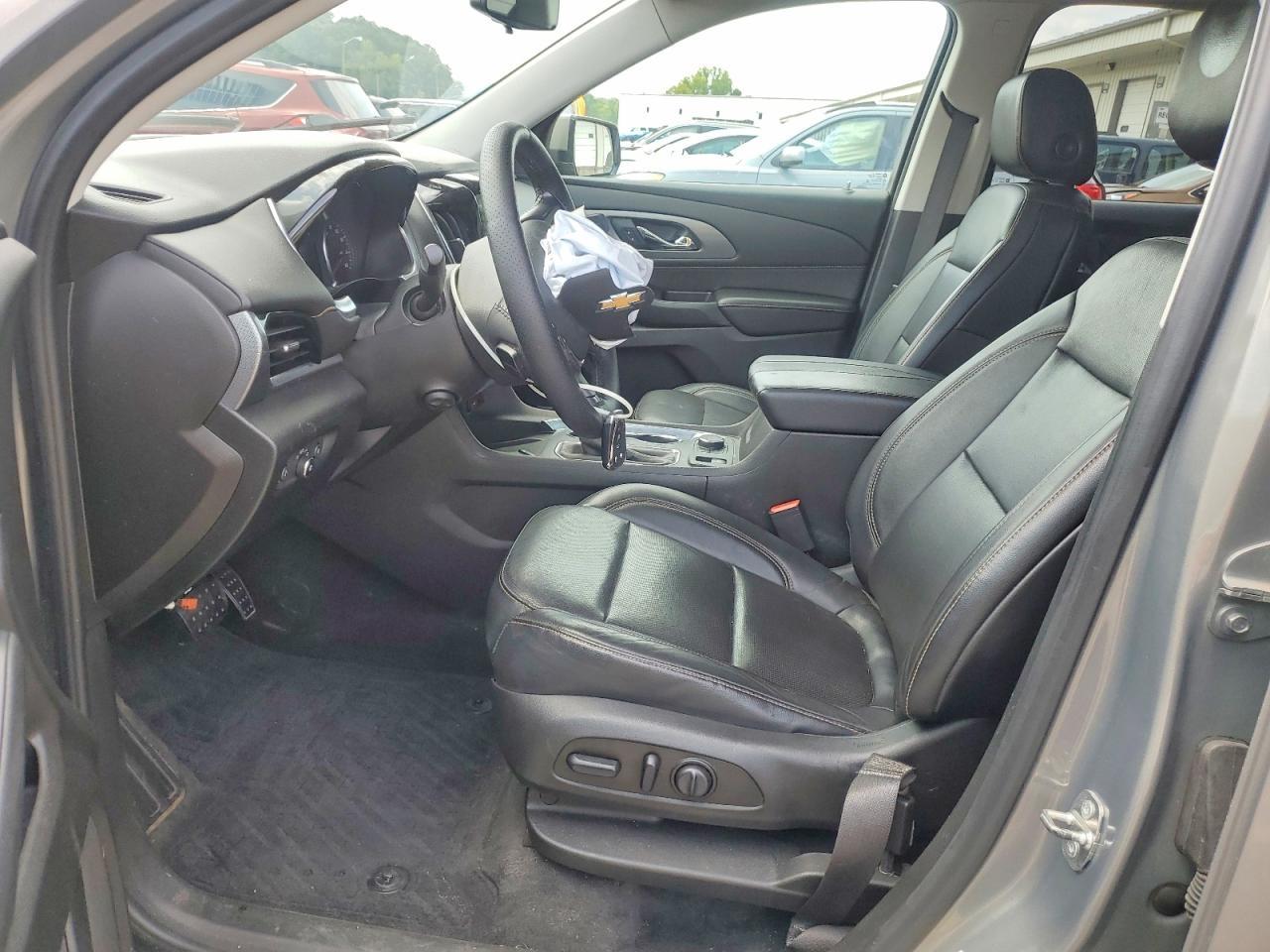 2018 Chevrolet Traverse Premier - Фото 7