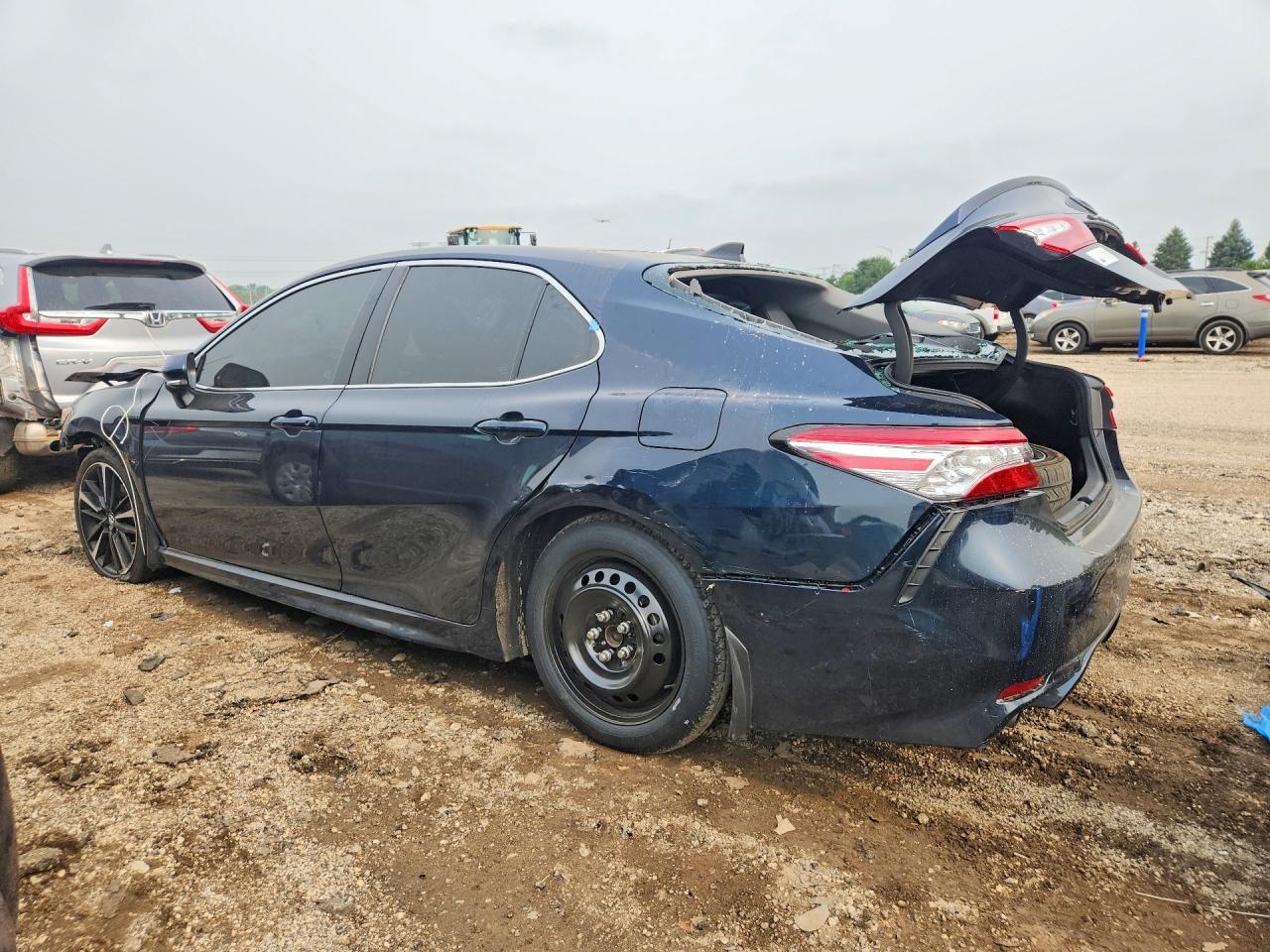 2020 Toyota Camry Xse - Image 2