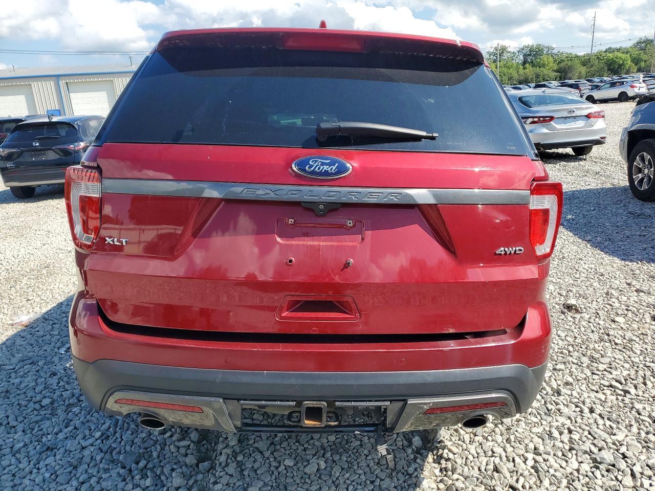 2017 Ford Explorer Xlt - Фото 6