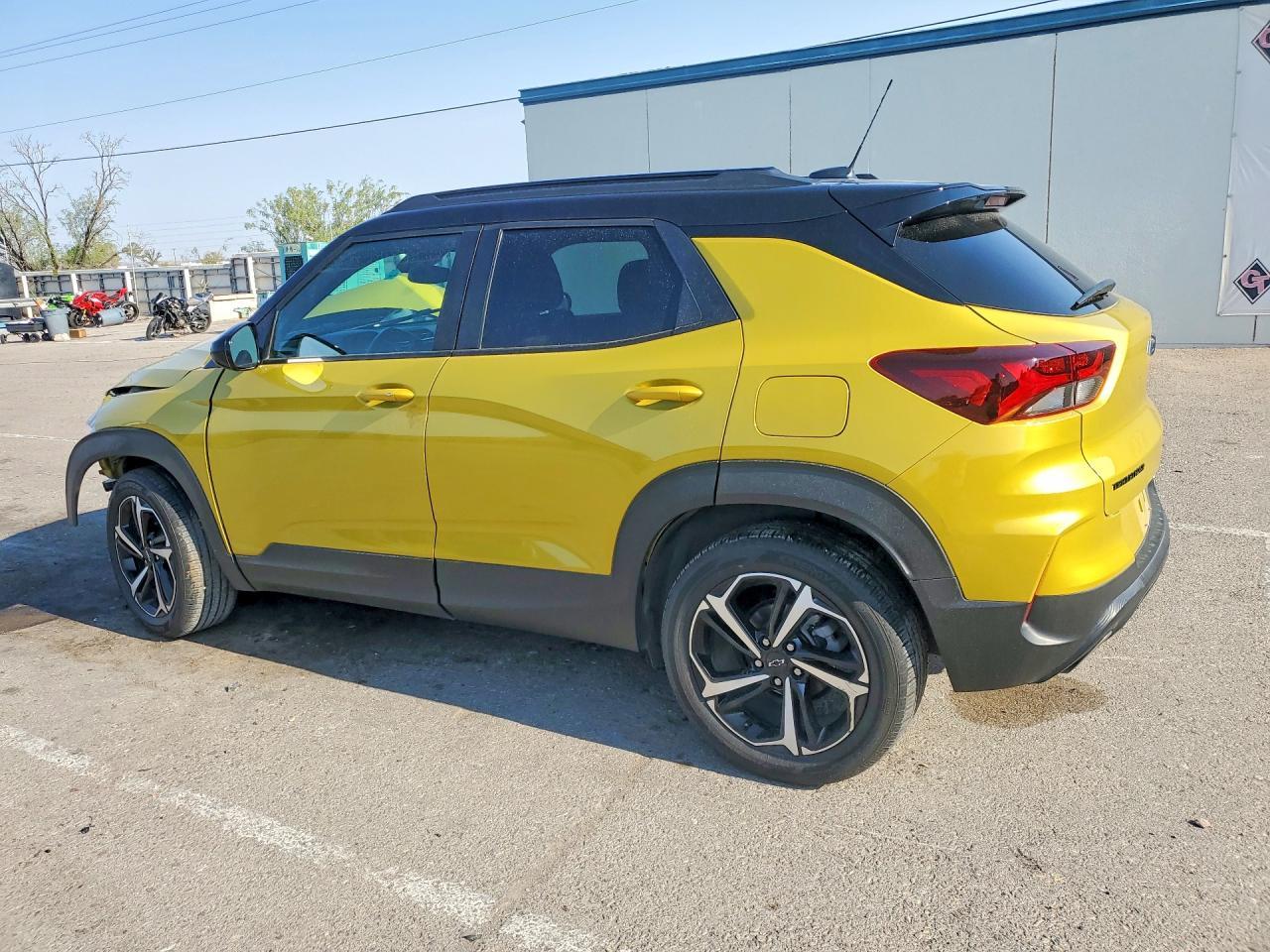 2023 Chevrolet Trailblazer Rs - Image 2