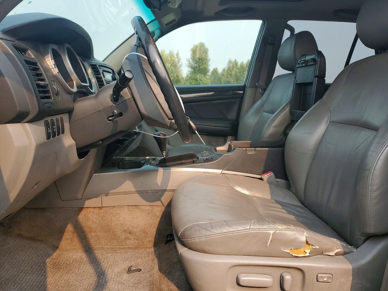 2003 Toyota 4Runner Limited - Image 7