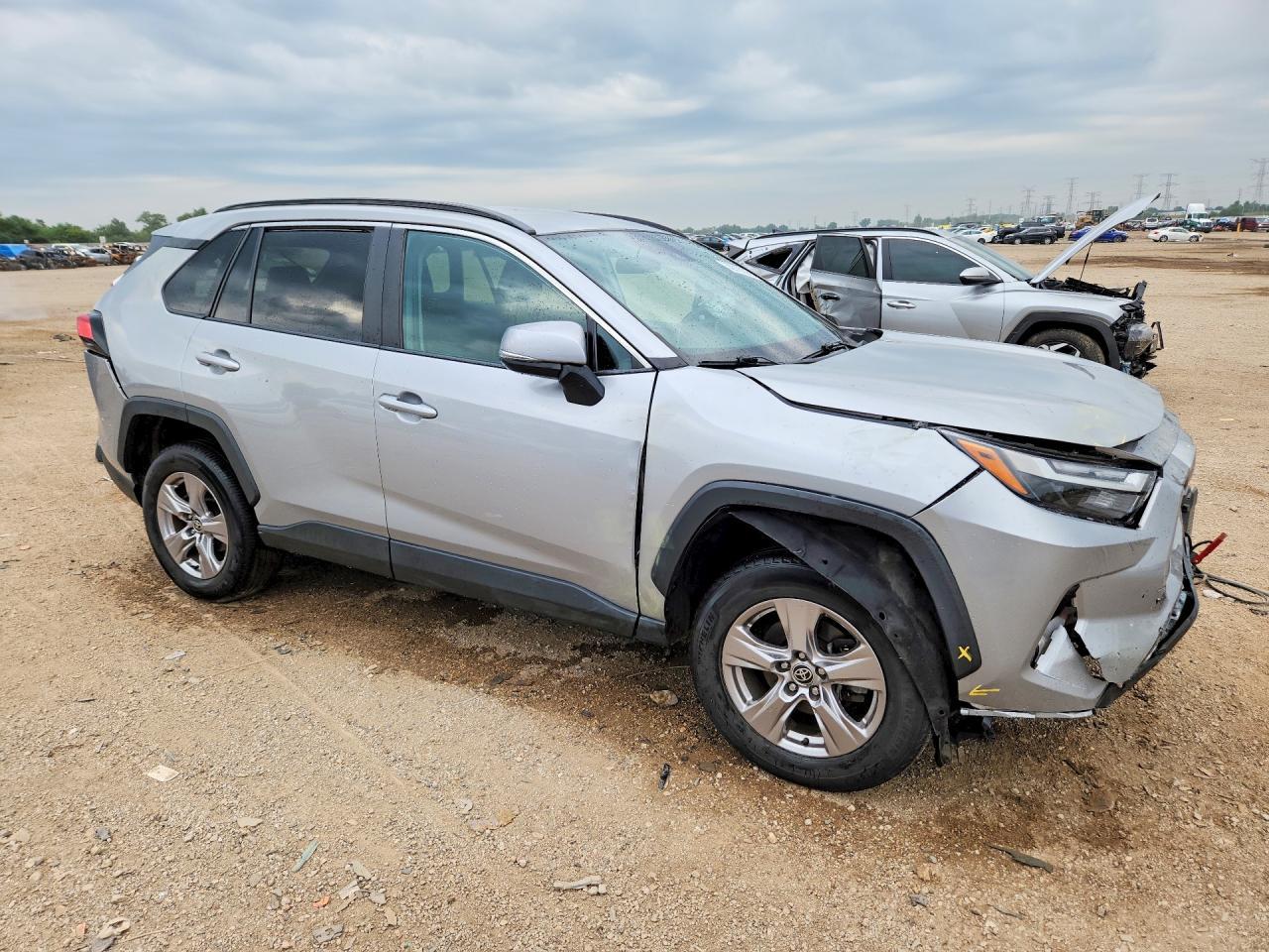 2023 Toyota Rav4 Xle - Image 4