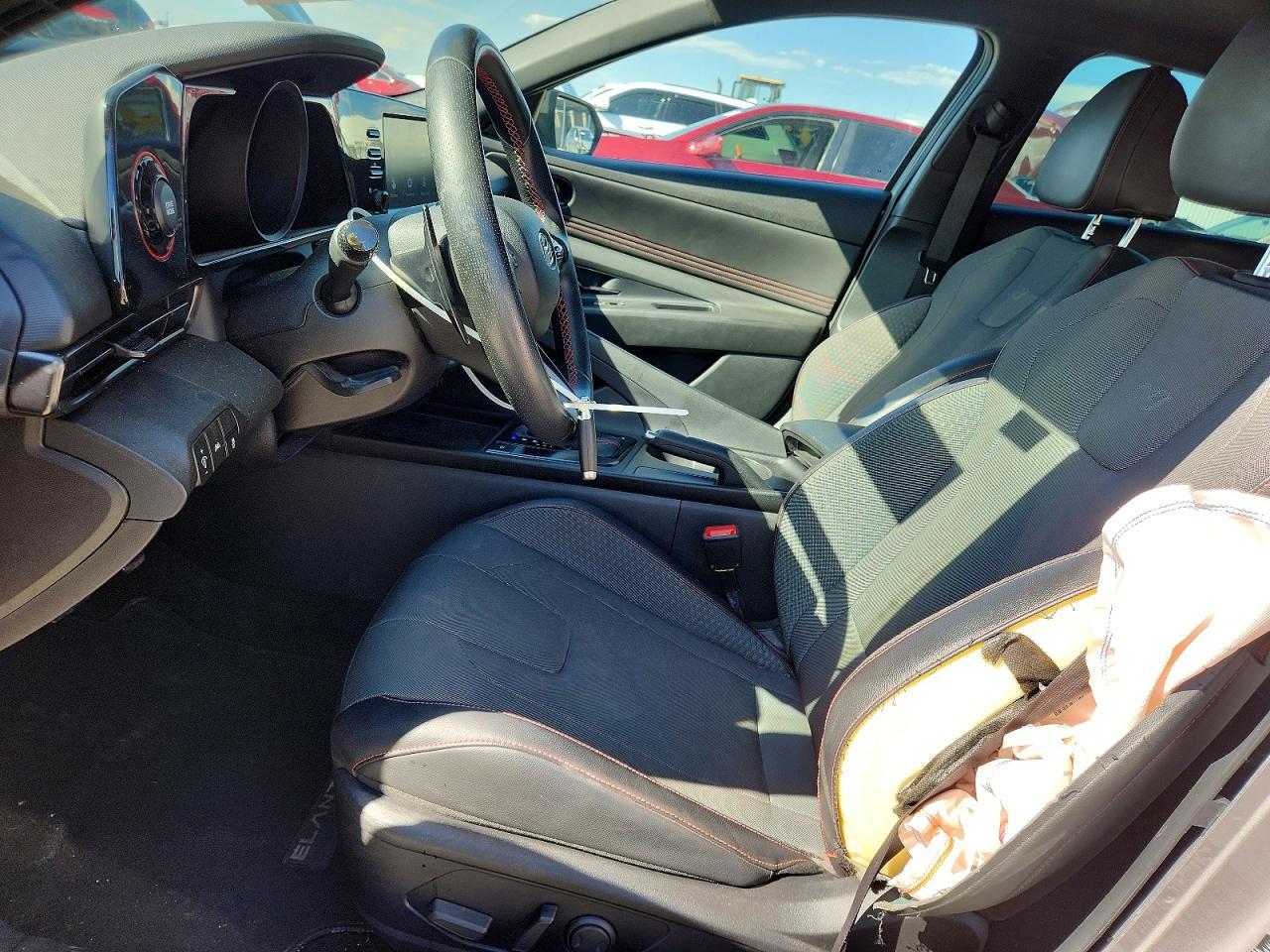2022 Hyundai Elantra N Line - Image 7