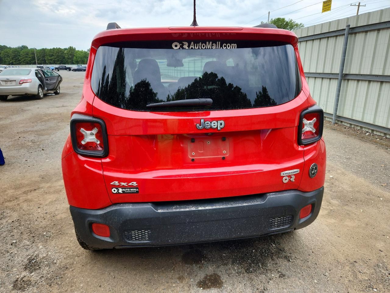 2016 Jeep Renegade Latitude - Фото 6