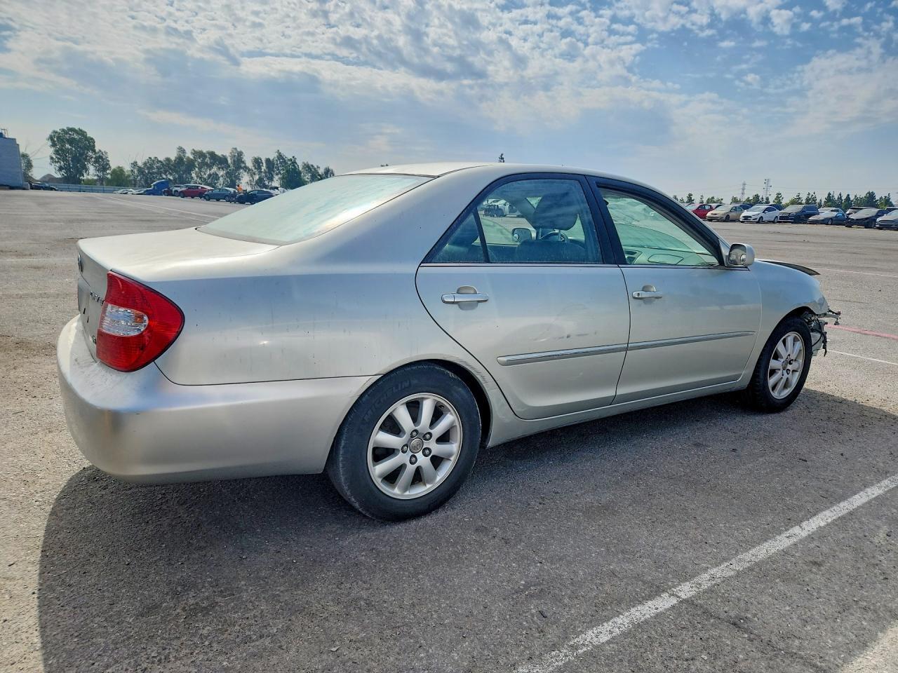 2002 Toyota Camry Xle V6 - Image 3