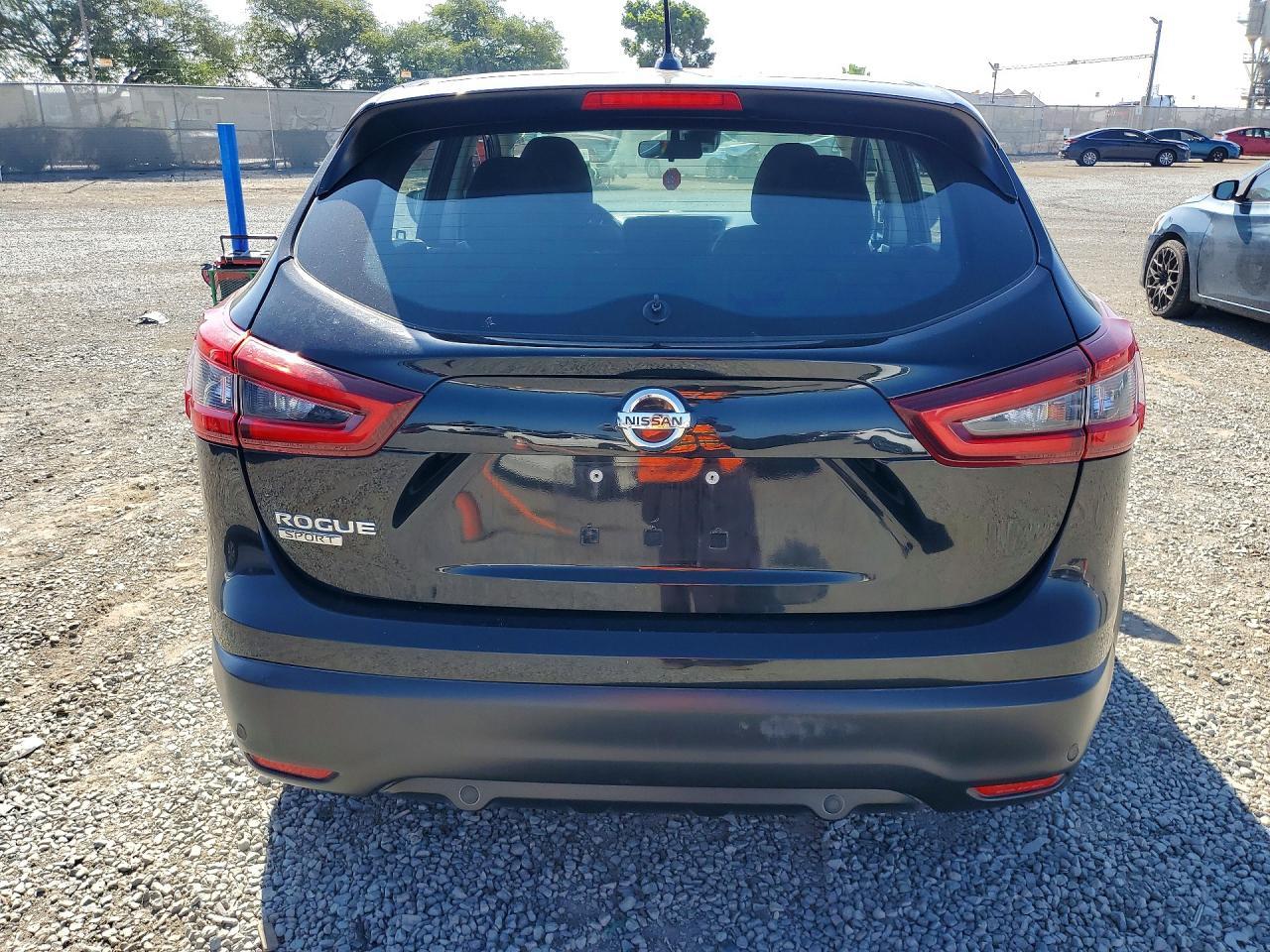 2020 Nissan Rogue Sport S - Фото 6