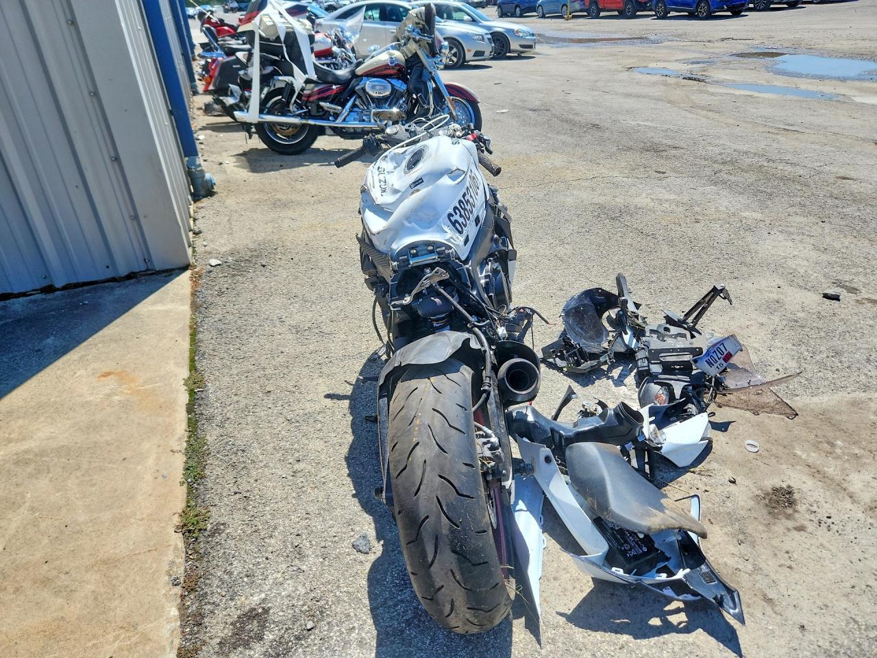 2025 Suzuki Gsx-R750 - Image 4