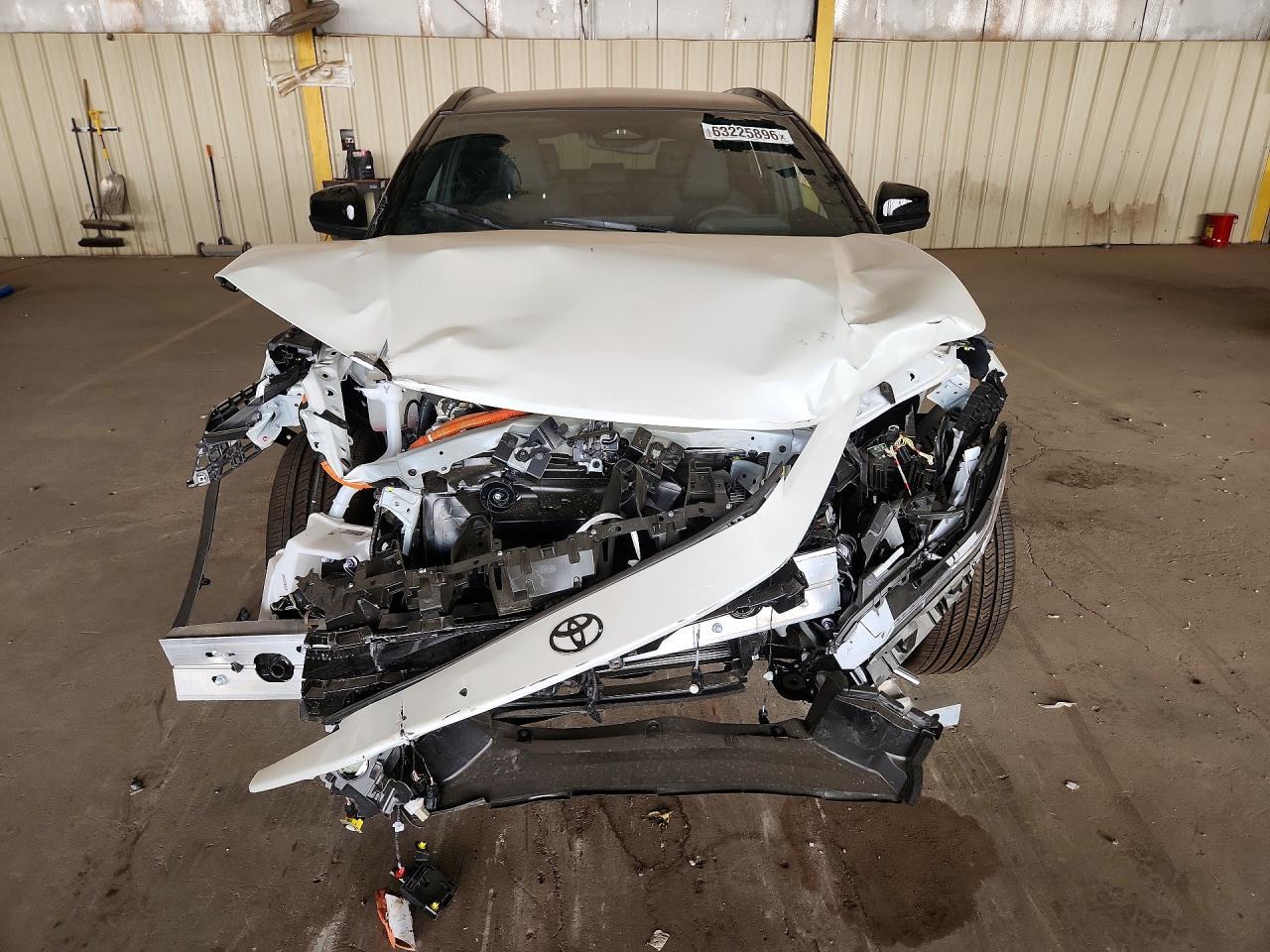 2026 Toyota C-Hr Xse - Фото 5