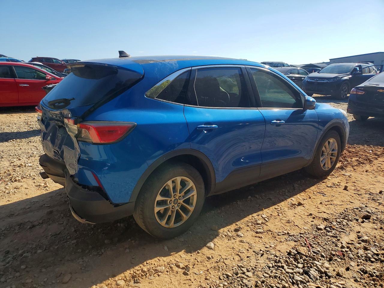 2020 Ford Escape Se - Фото 3
