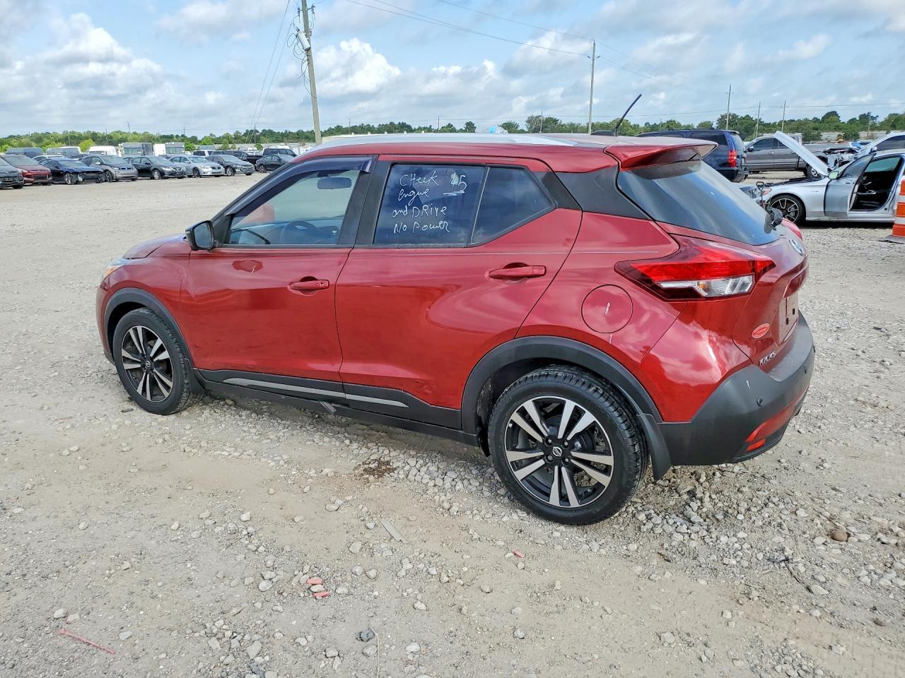 2020 Nissan Kicks Sr - Фото 2