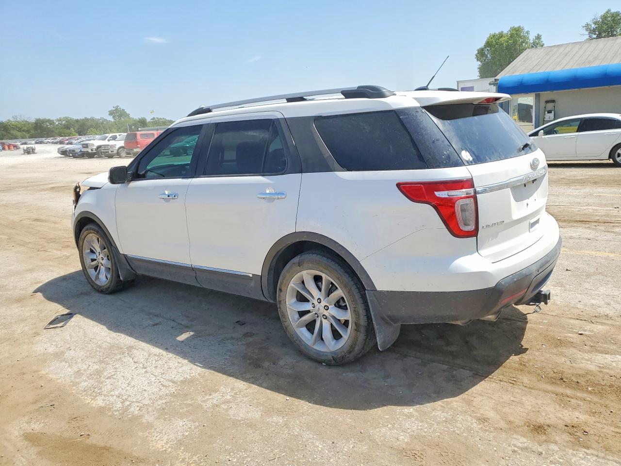 2012 Ford Explorer Limited - Image 2