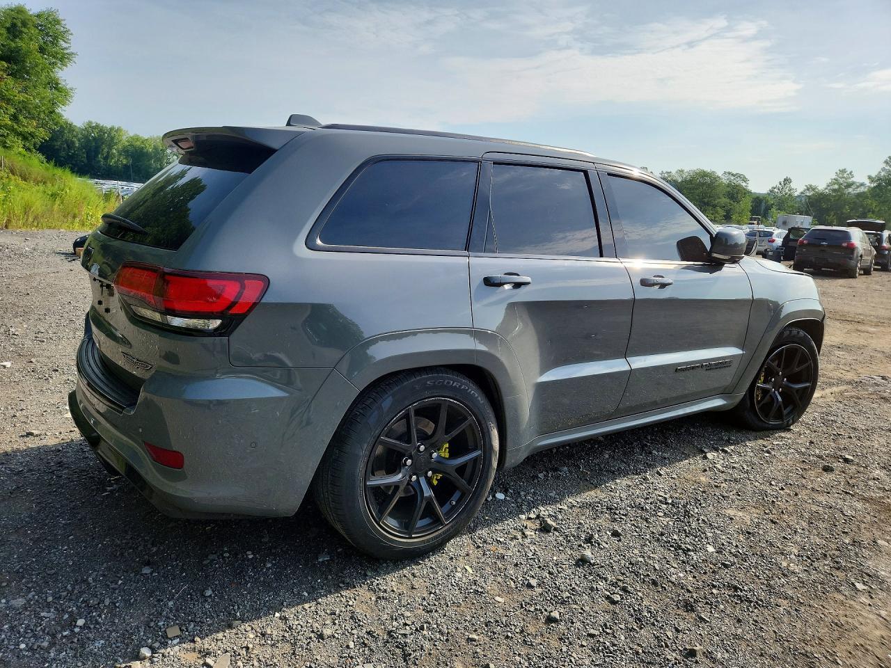 2020 Jeep Grand Cherokee Trackhawk - Фото 3
