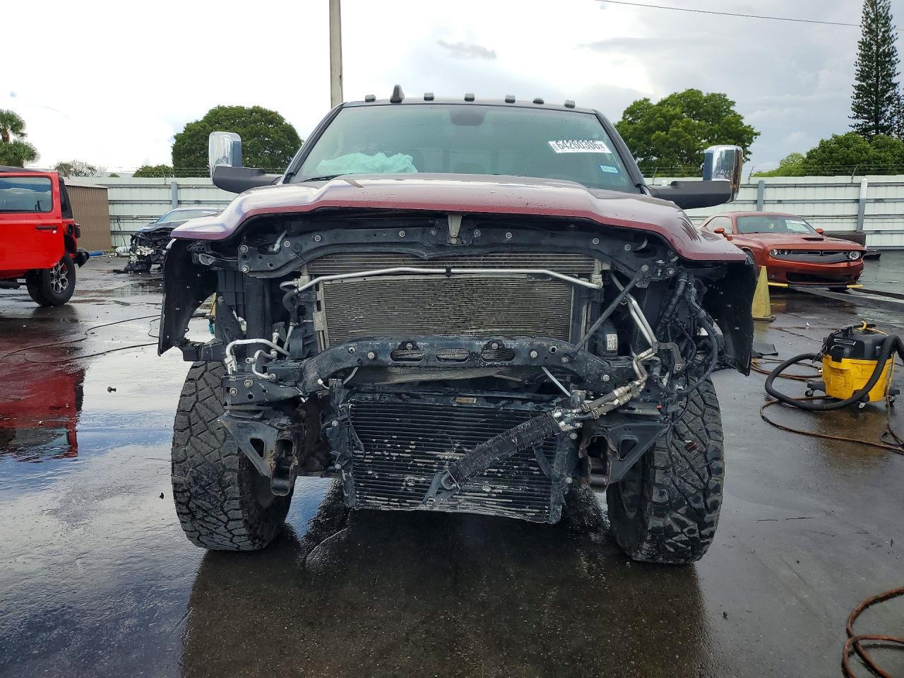 2021 Ram 2500 Laramie - Фото 5