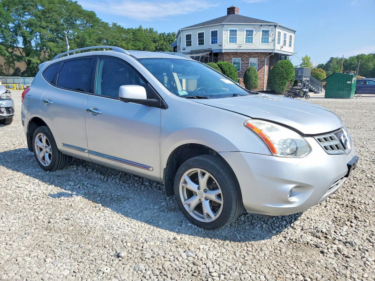 2012 Nissan Rogue S - Image 4