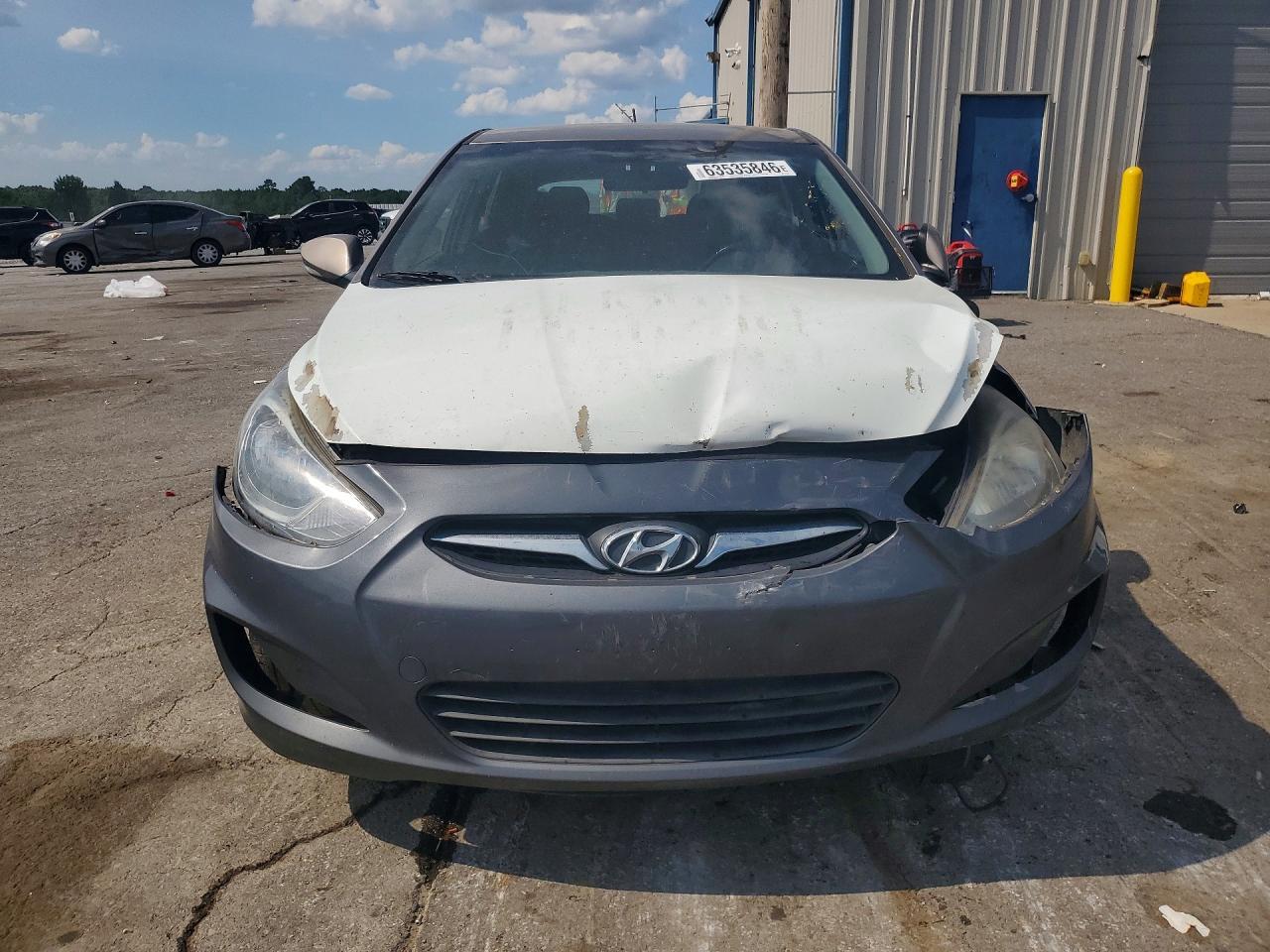 2013 Hyundai Accent Se - Фото 5