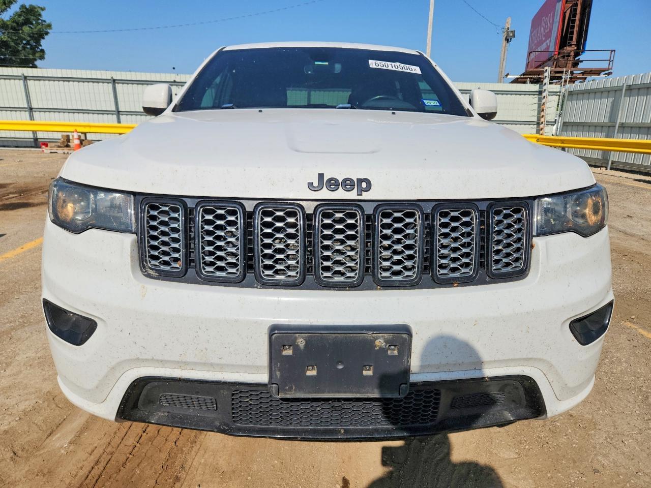 2020 Jeep Grand Cherokee Laredo - Фото 5