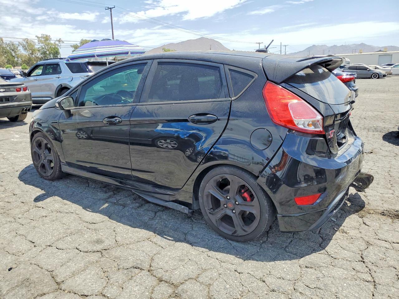 2017 Ford Fiesta - Фото 2