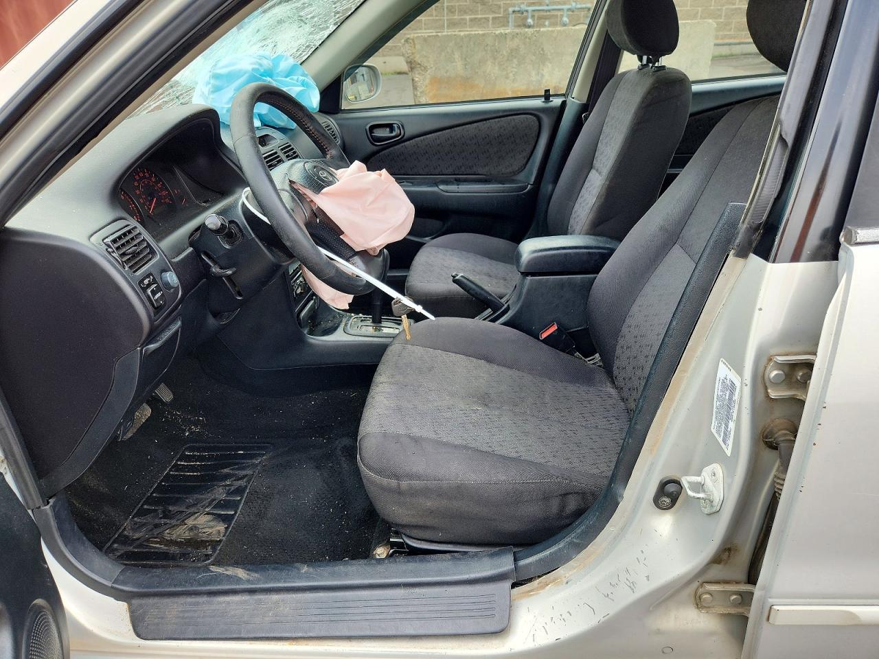 2002 Toyota Corolla S - Image 7