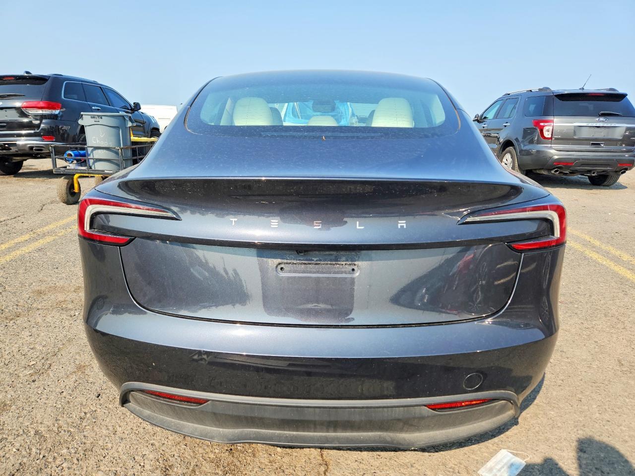 2025 Tesla Model 3 - Image 6