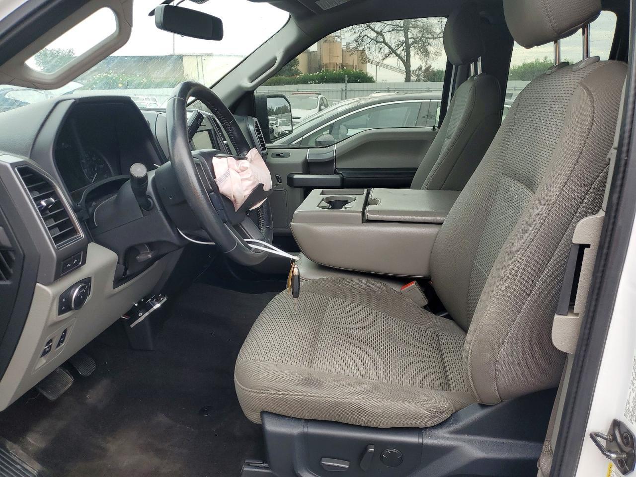 2020 Ford F150 Super Cab - Фото 7