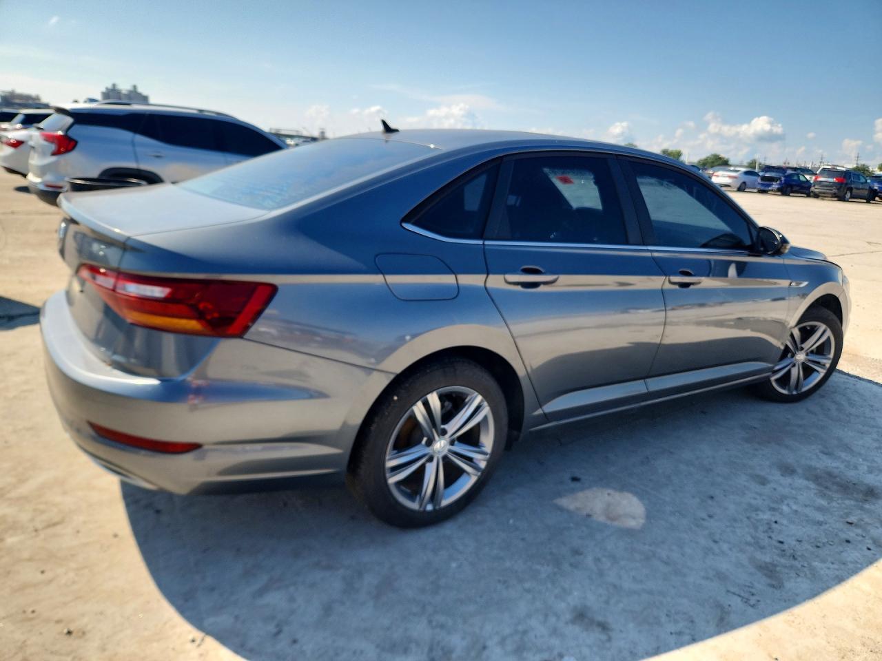 2019 Volkswagen Jetta S - Фото 3
