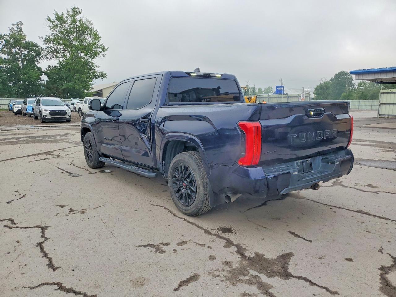 2024 Toyota Tundra Crewmax - Image 2