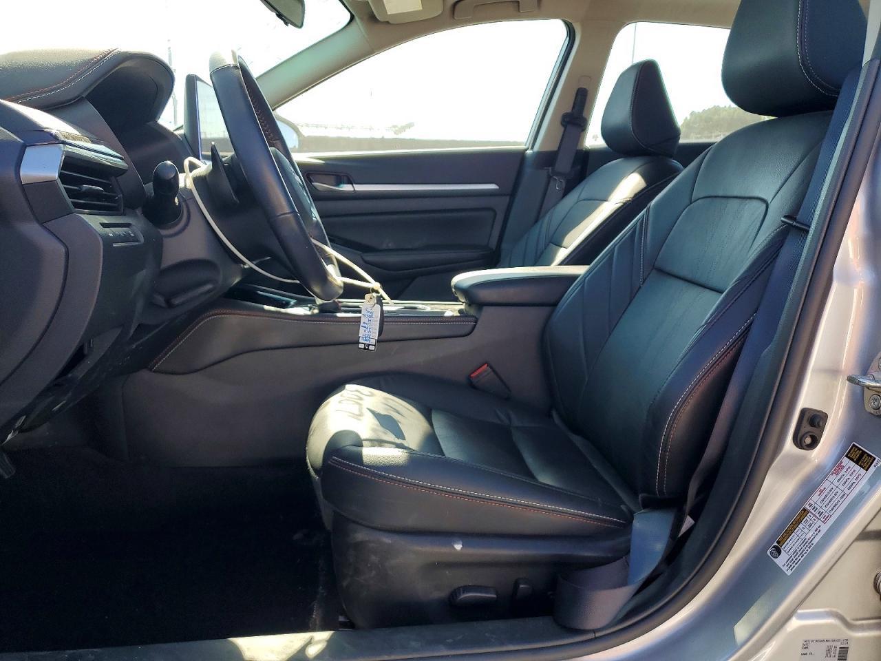2024 Nissan Altima Sr - Image 7