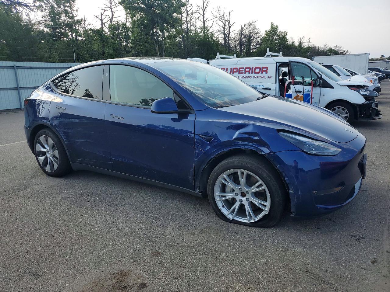 2023 Tesla Model Y - Фото 4