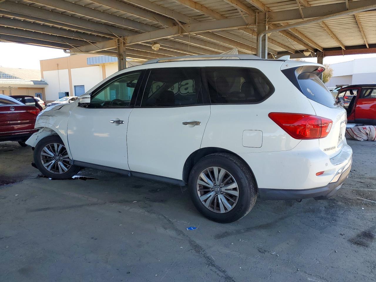 2020 Nissan Pathfinder Sl - Фото 2