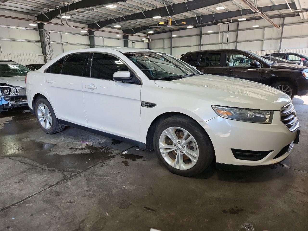 2014 Ford Taurus Sel - Image 4