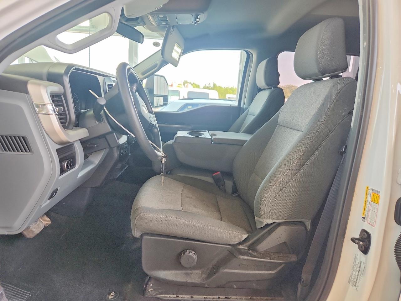 2026 Ford F250 Super Duty - Image 7