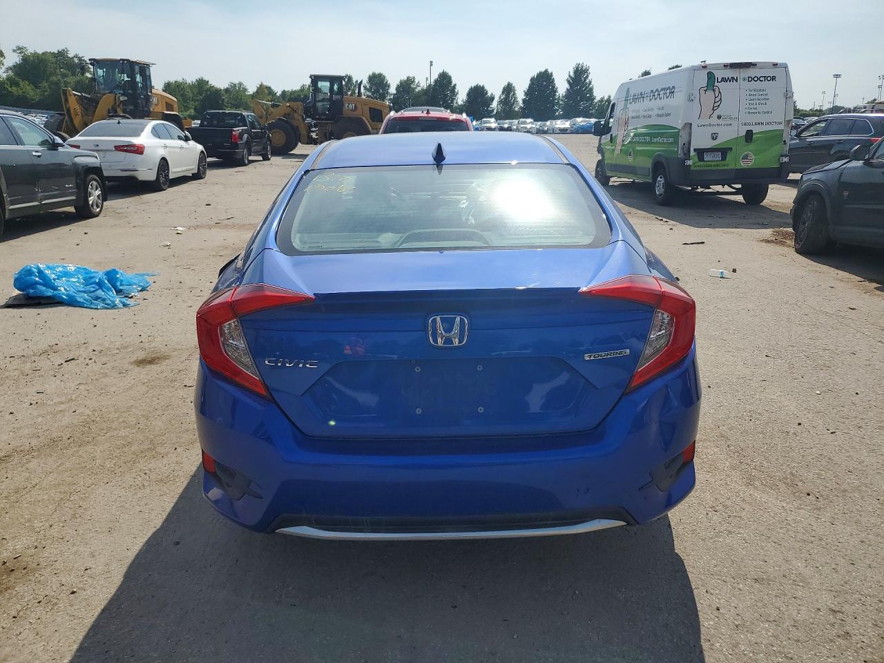2019 Honda Civic Touring - Image 6