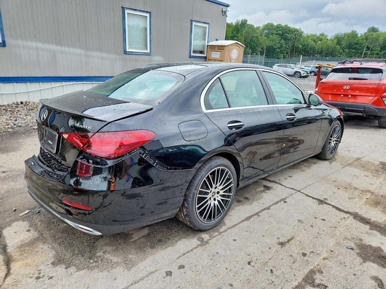 2025 Mercedes-Benz C 300 4Matic - Image 3