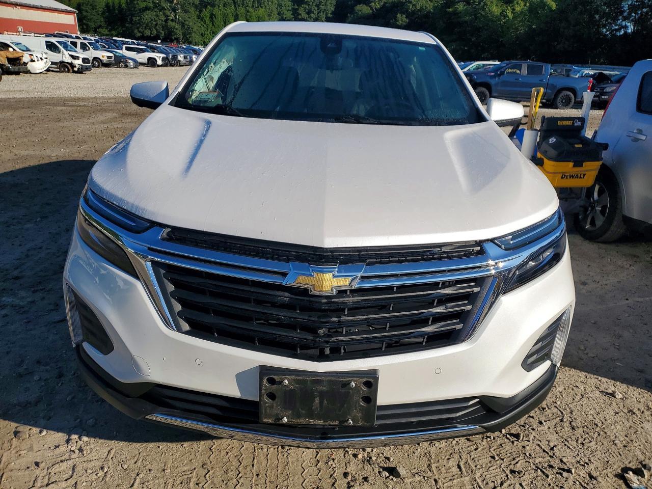 2022 Chevrolet Equinox Lt - Image 5