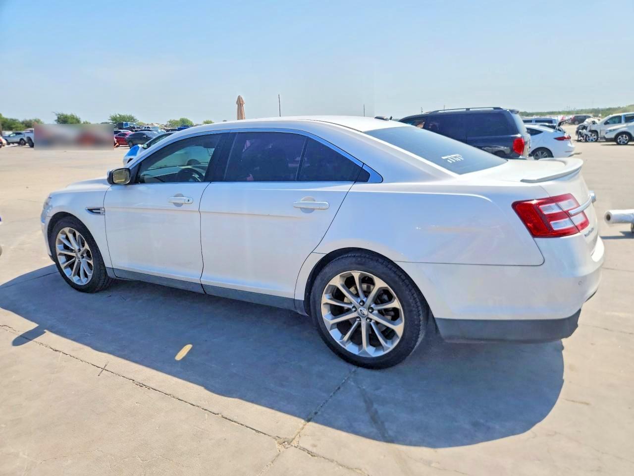 2013 Ford Taurus Limited - Image 2