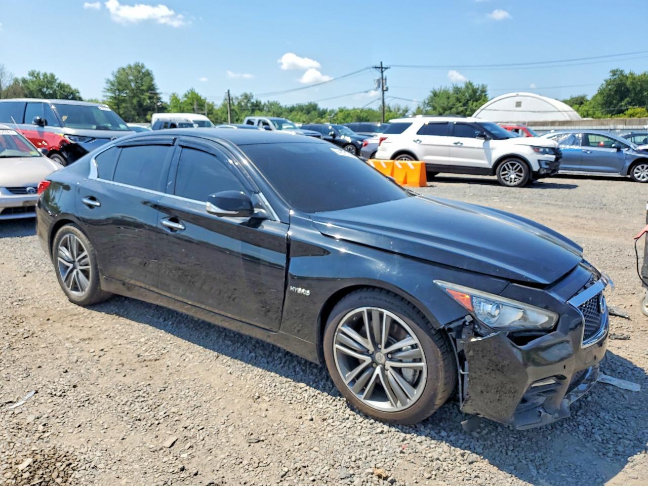 2015 Infiniti Q50 Hybrid Sport - Image 4