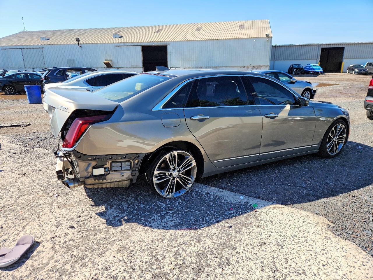 2018 Cadillac Ct6 Platinum Csav - Фото 3