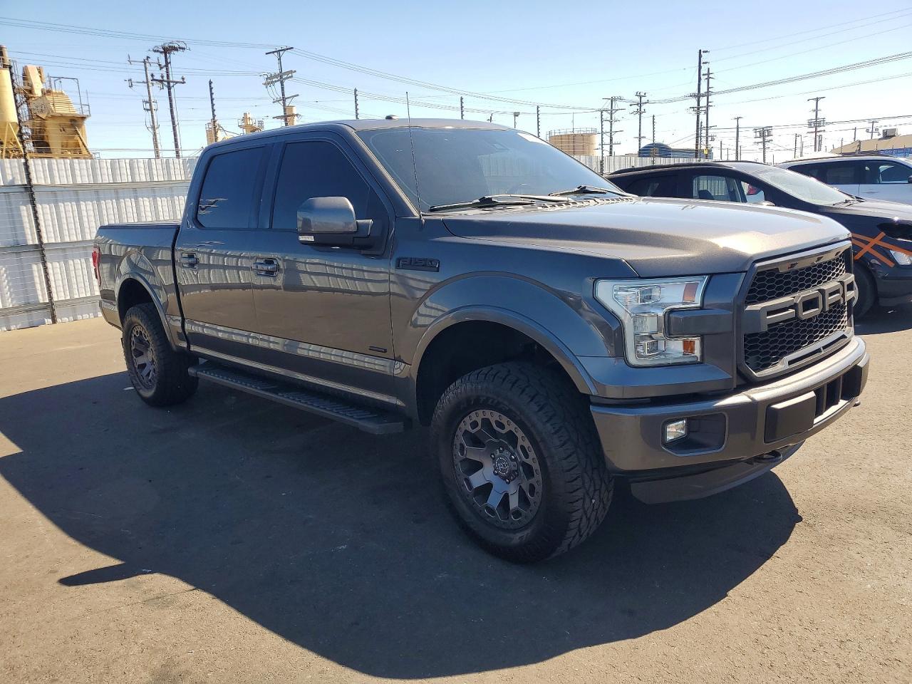 2016 Ford F150 Supercrew - Фото 4