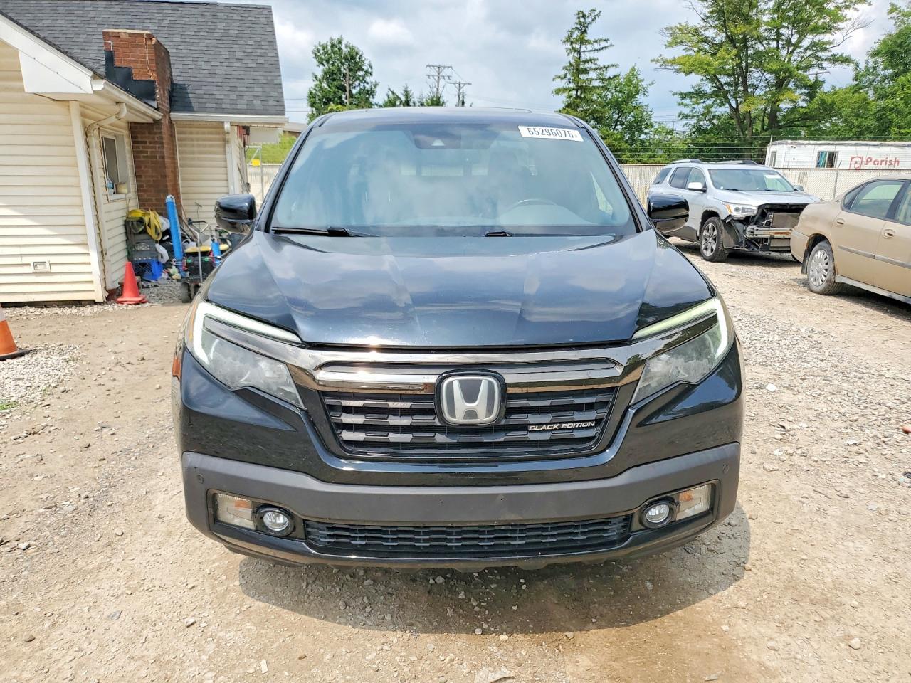 2017 Honda Ridgeline Black Edition - Image 5
