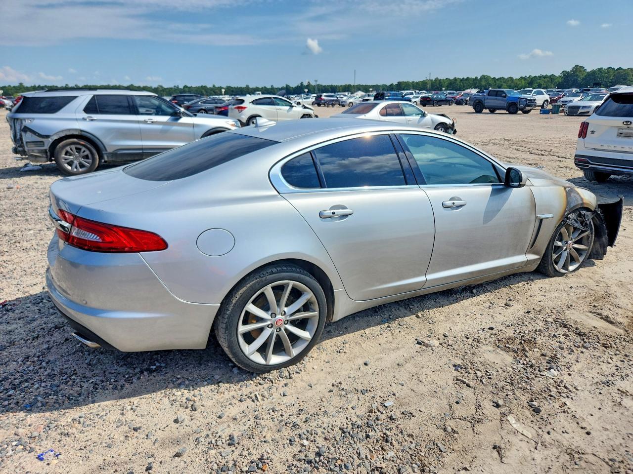 2015 Jaguar Xf 3.0 Sport - Image 3