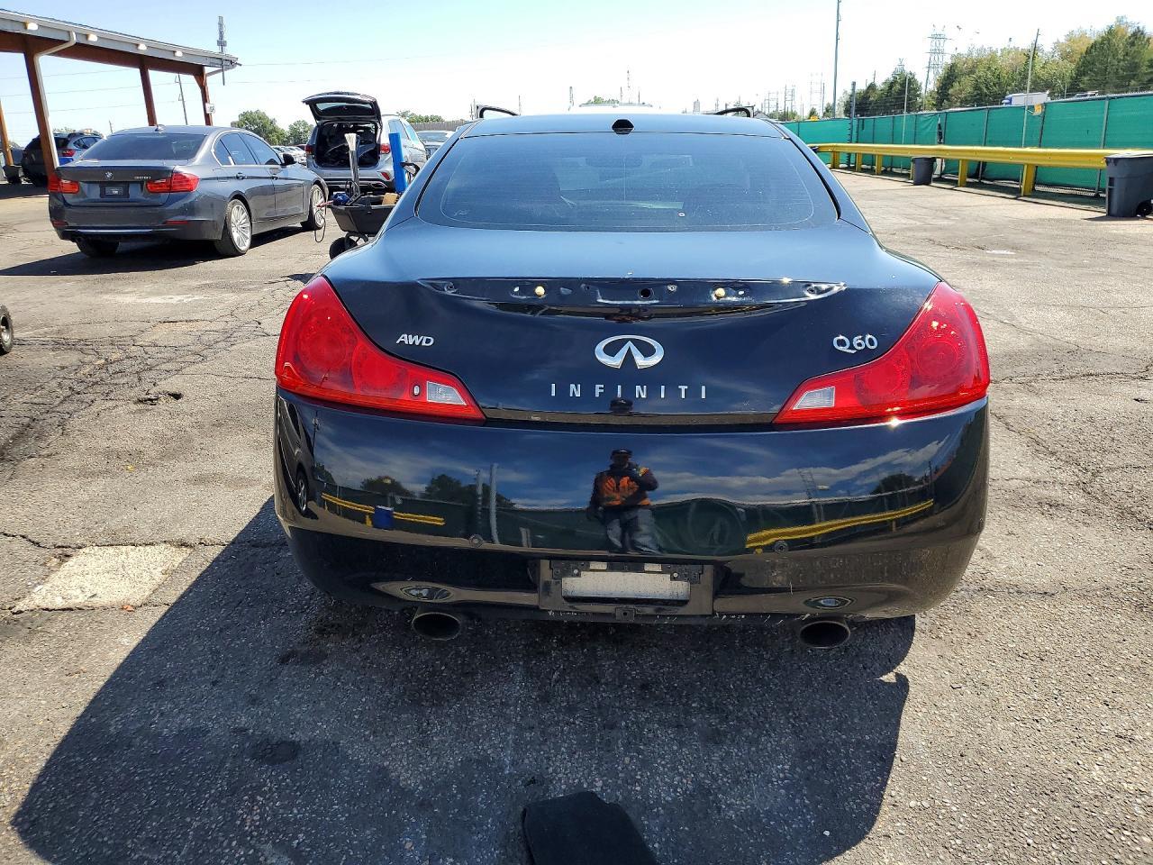 2014 Infiniti Q60 Coupe Base - Image 6