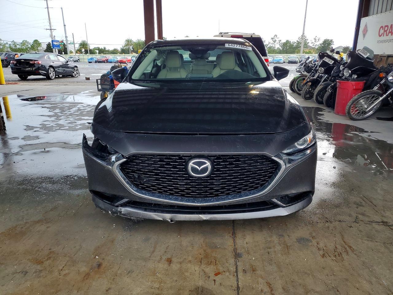 2025 Mazda 3 Preferred - Фото 5