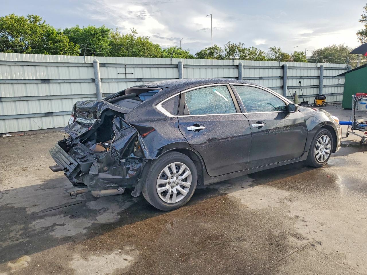 2016 Nissan Altima 2.5 S - Image 3