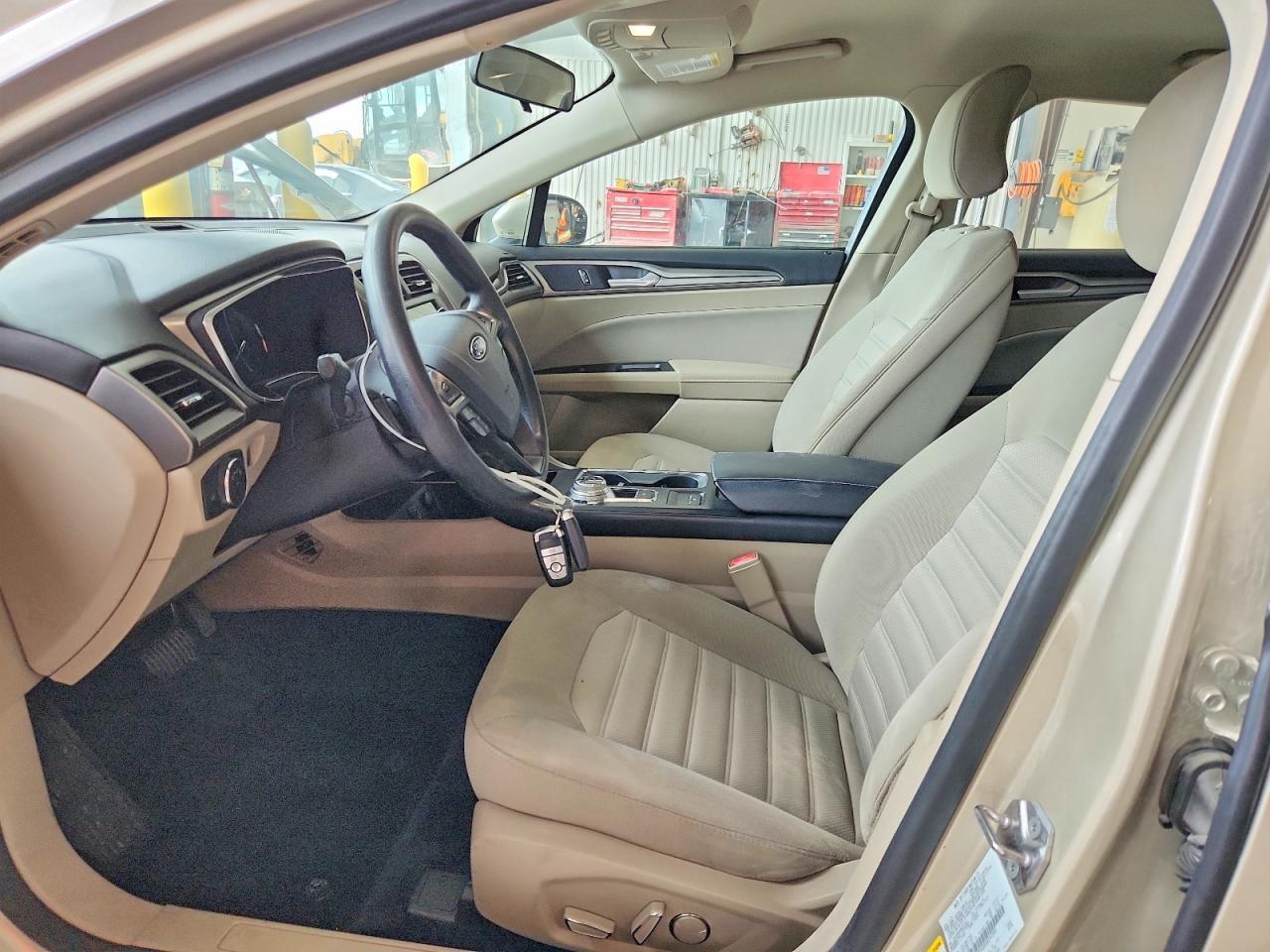 2017 Ford Fusion Se - Фото 7