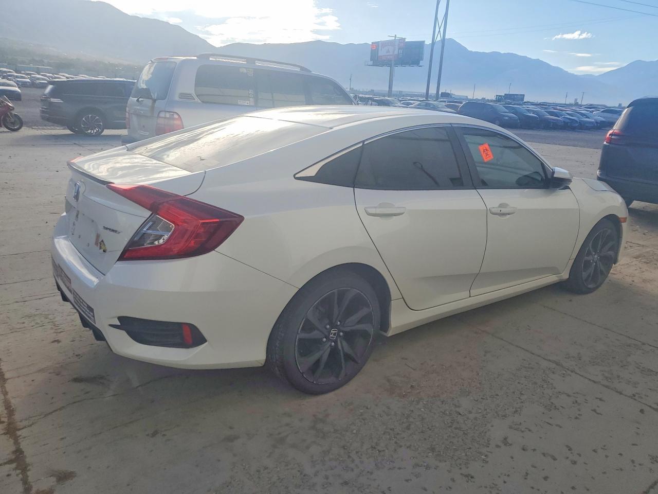 2019 Honda Civic Sport - Image 3