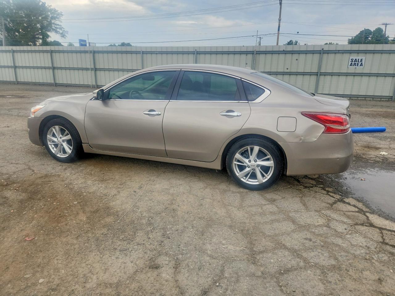 2013 Nissan Altima 2.5 - Image 2