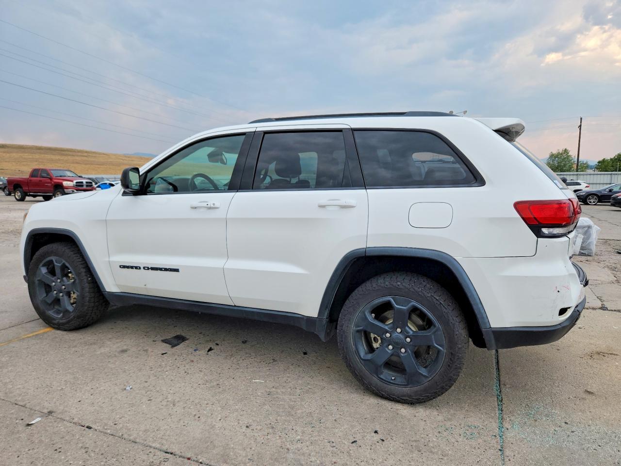 2018 Jeep Grand Cherokee Laredo - Фото 2